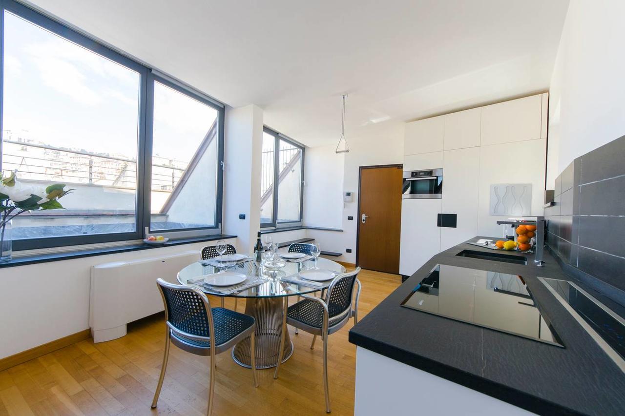 Altido Modern Flat Next To Acquario Apartment Genoa Bagian luar foto