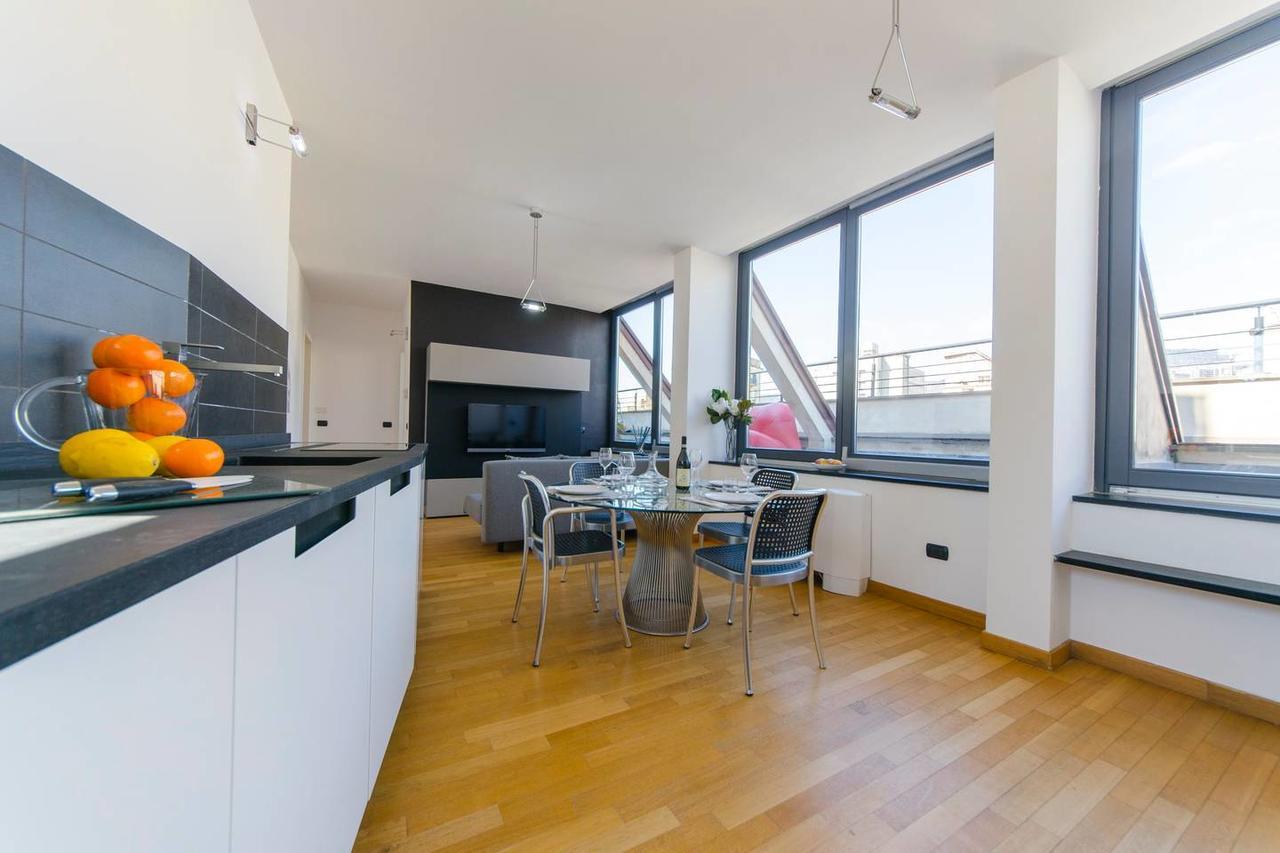 Altido Modern Flat Next To Acquario Apartment Genoa Bagian luar foto
