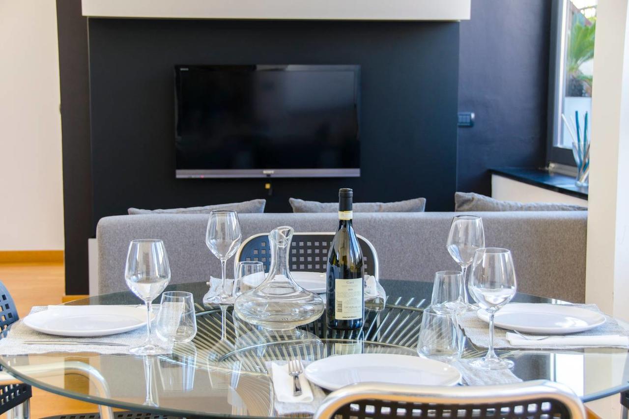 Altido Modern Flat Next To Acquario Apartment Genoa Bagian luar foto